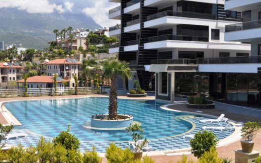 Ensiluokkaiset luksushuoneistot merinäköalalla Alanya-Kargicakissa