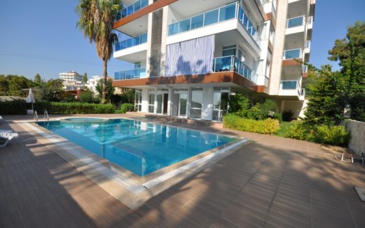 Pine Park Residence – Meerblick-Wohnungen im Grünen